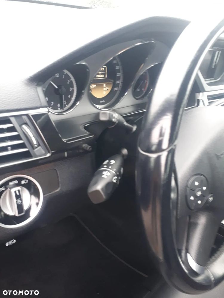 Mercedes-Benz Klasa E 220 CDI Automatik Avantgarde - 21
