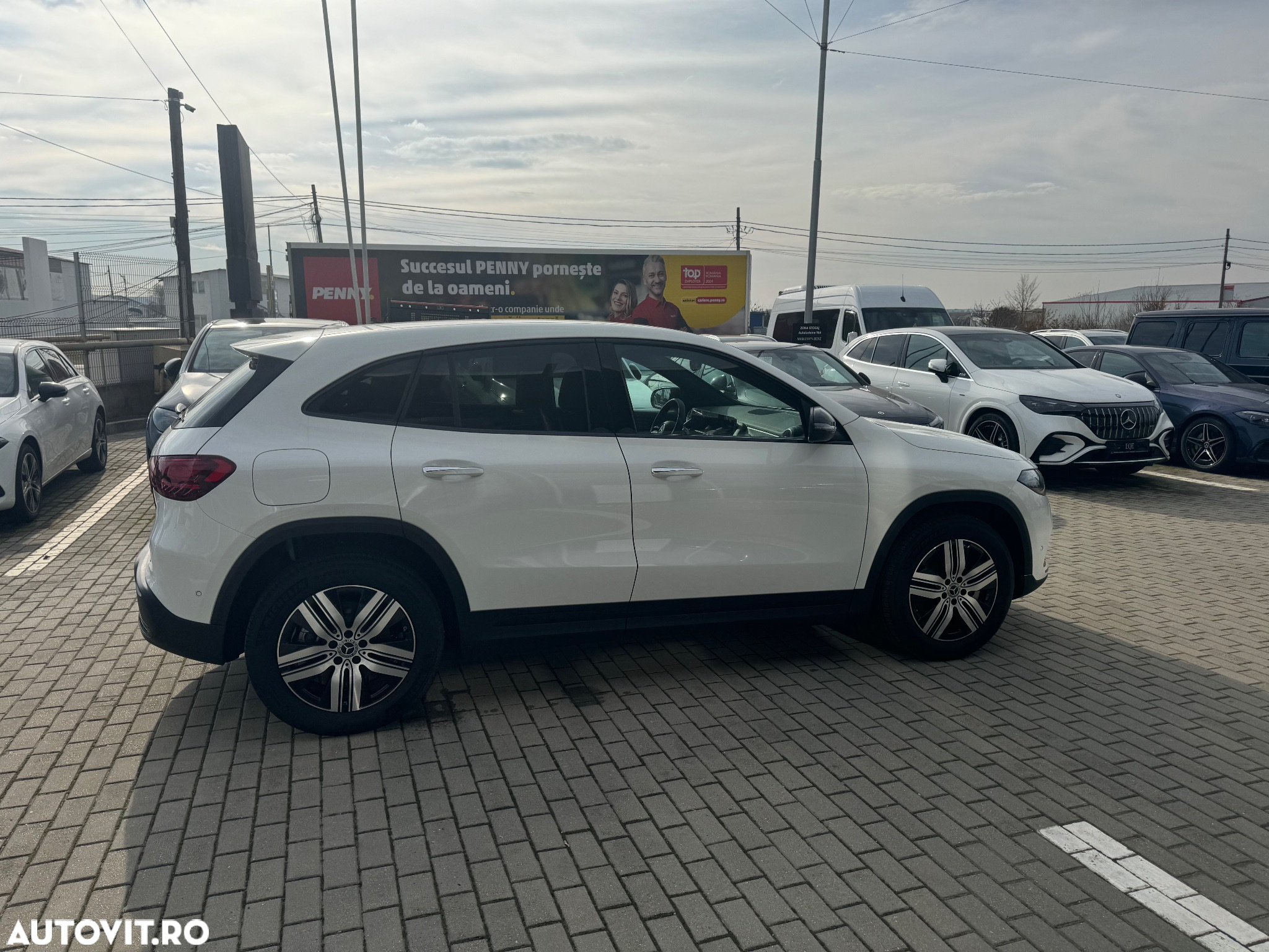 Mercedes-Benz EQA 250+ - 10