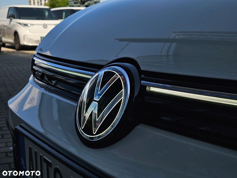 Volkswagen Golf 1.5 TSI R-Line Plus - 10