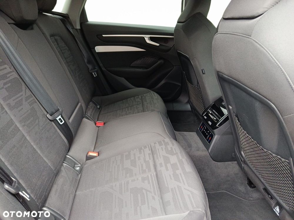 Audi A6 Avant - 19
