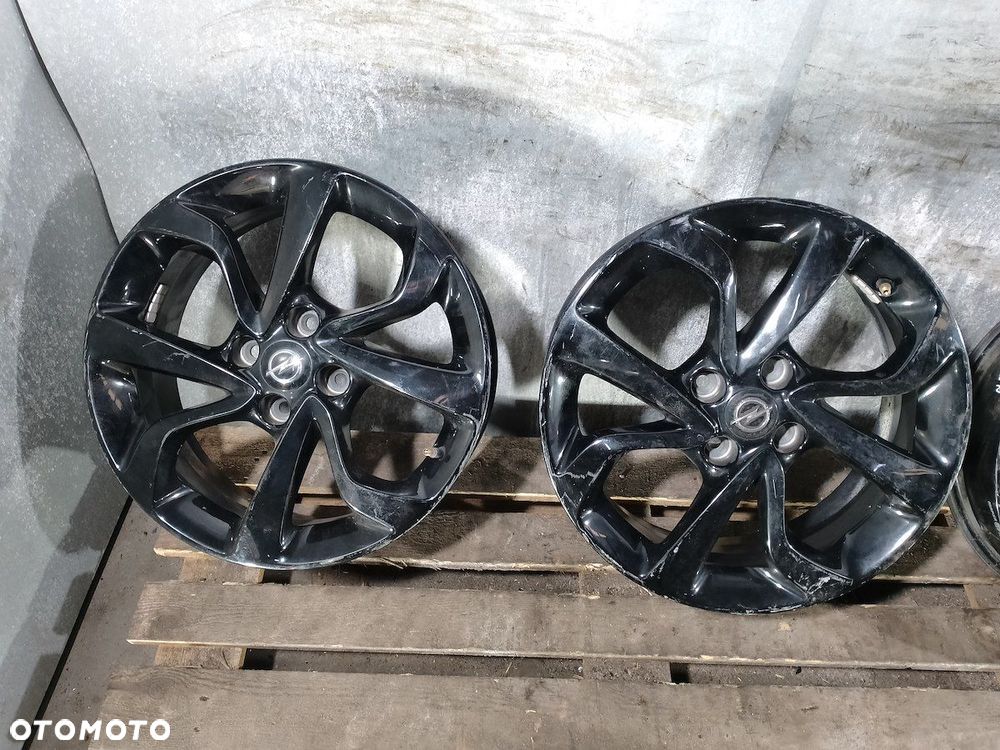 FELGI ALUMINIOWE KOMPLET 16 OPEL CORSA E 13380635   13380636   13380637 - 12
