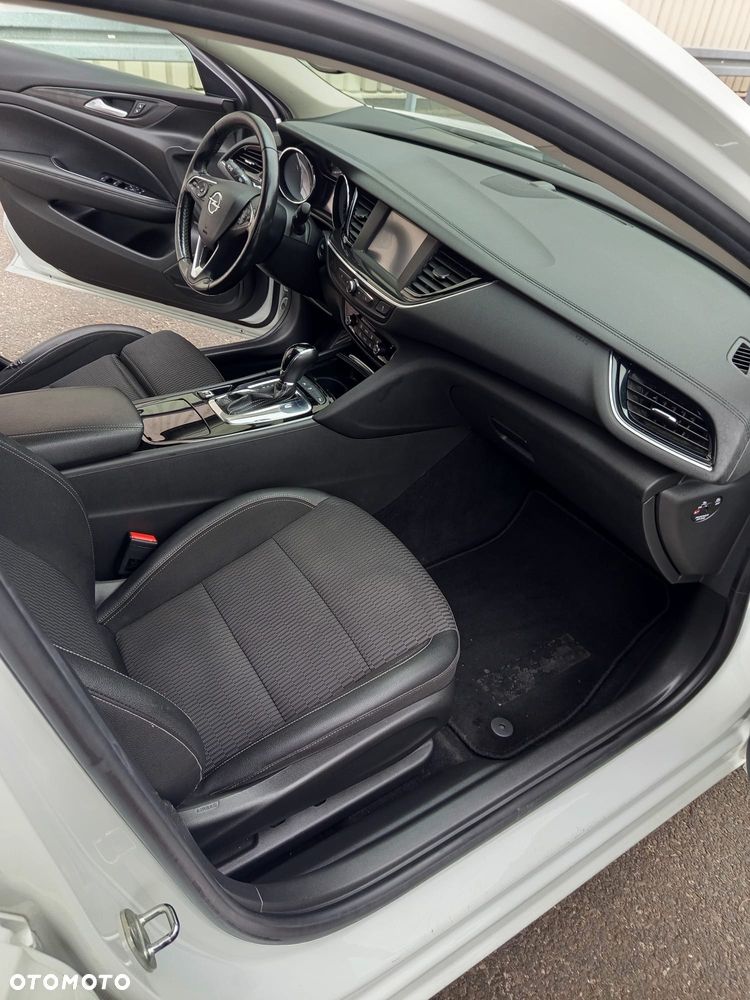 Opel Insignia 2.0 T Business Edition S&S - 11