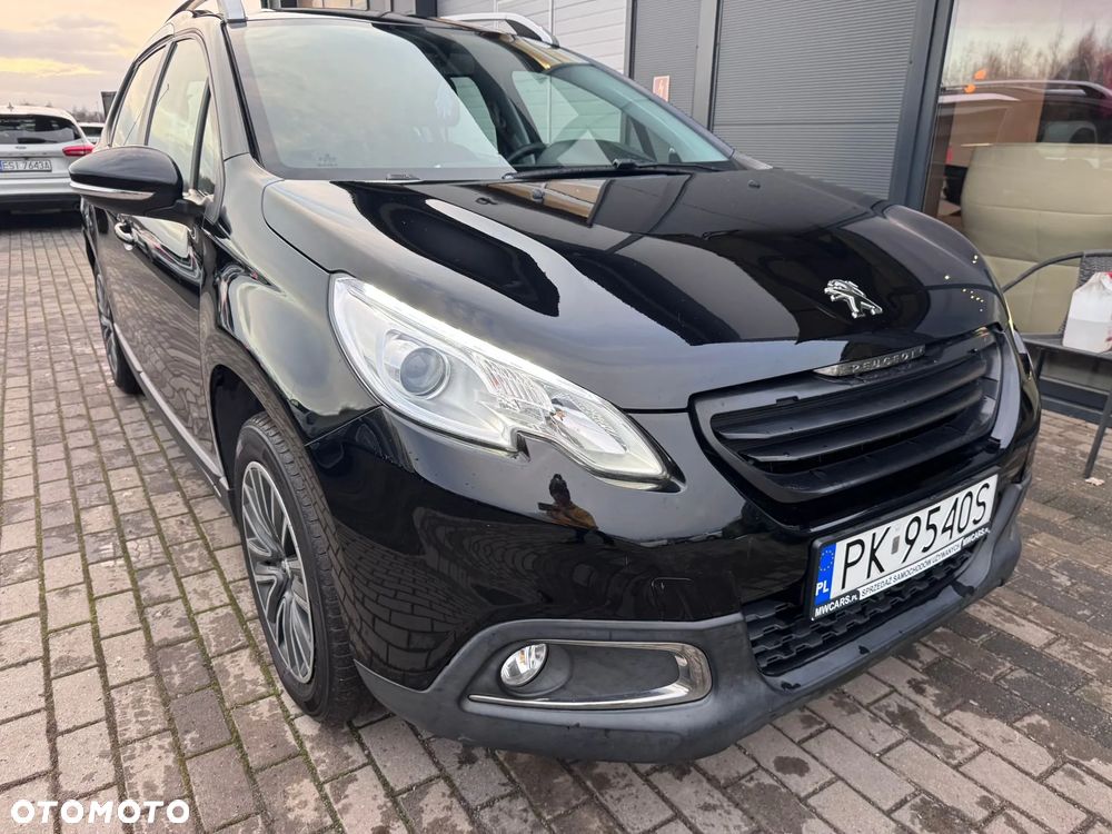 Peugeot 2008 1.6 e-HDi Allure S&S - 2