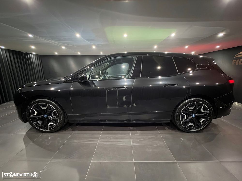 BMW iX xDrive 40 - 4