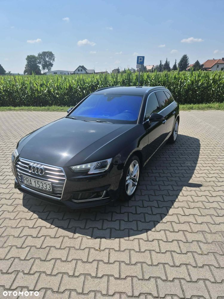 Audi A4 Avant 45 TFSI quattro S tronic S line - 1