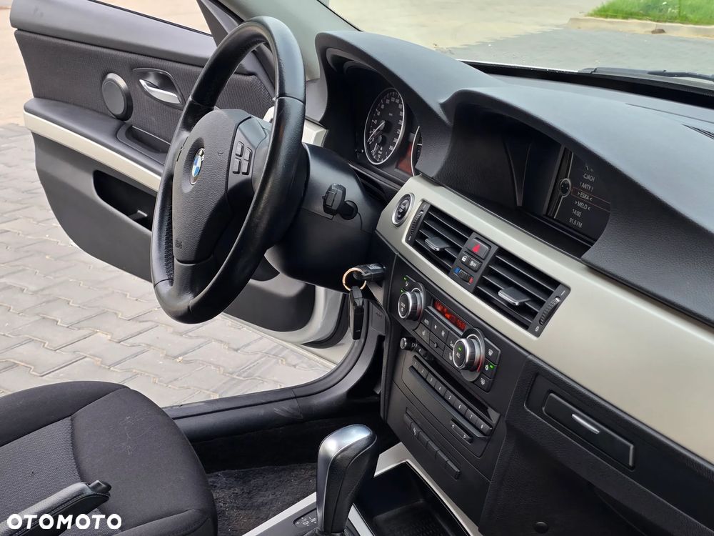 BMW Seria 3 - 16