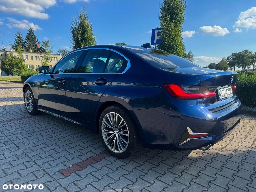 BMW Seria 3 318d Luxury Line - 6