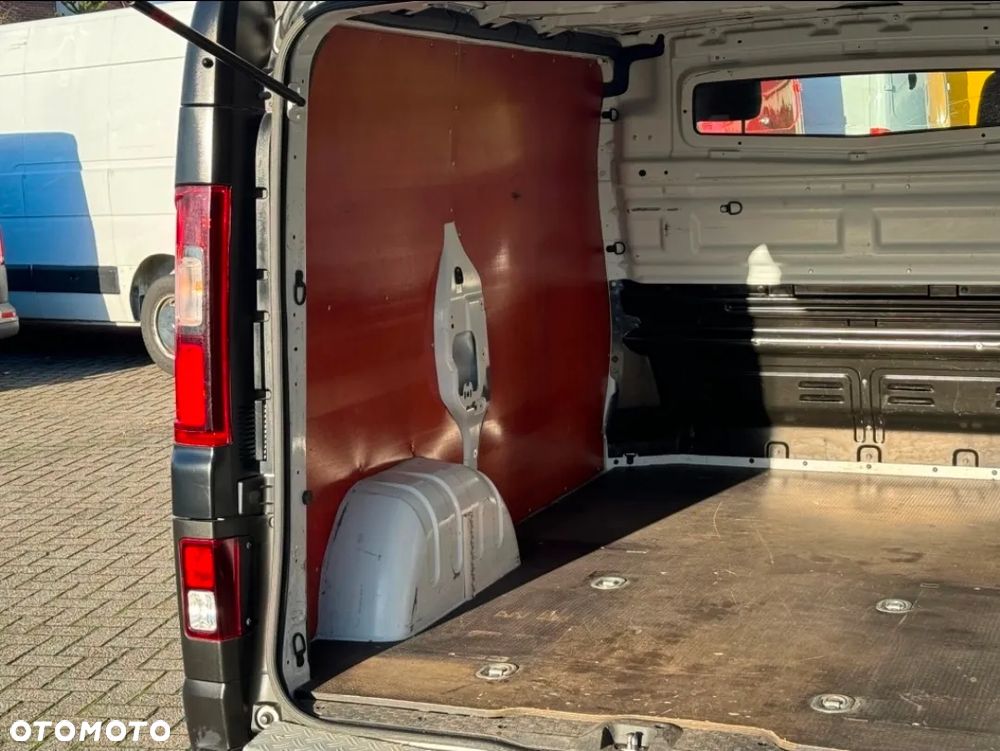Renault Trafic - 8