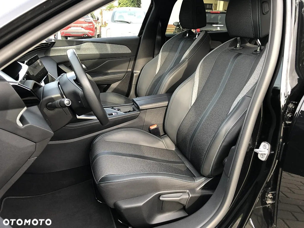 Peugeot 308 1.2 PureTech Allure S&S - 11