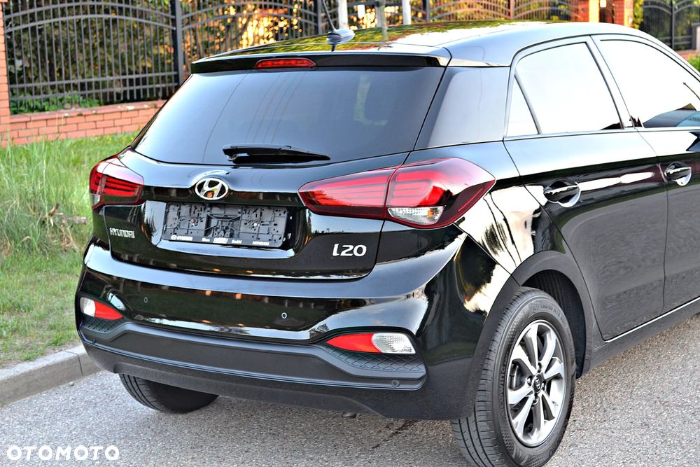 Hyundai i20 1.2 GO - 17