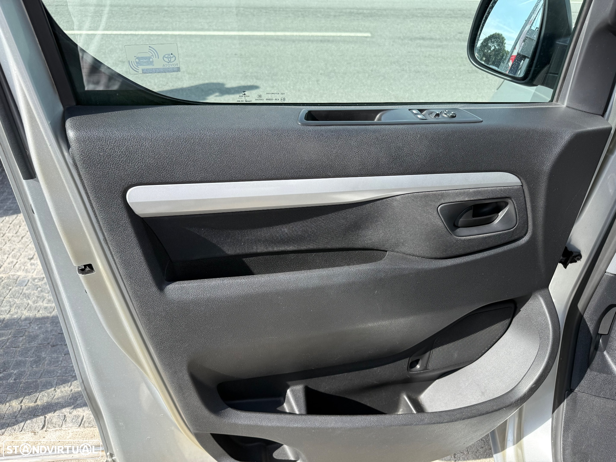 Toyota Proace 1.6 D-4D L1 6L - 27