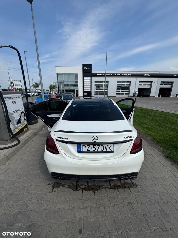 Mercedes-Benz Klasa C AMG 63 S AMG Speedshift 7G-MCT - 5