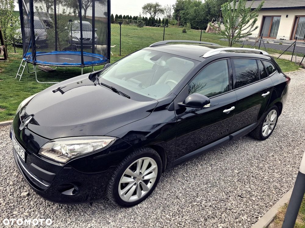 Renault Megane 2.0 140 CVT Bose Edition - 11