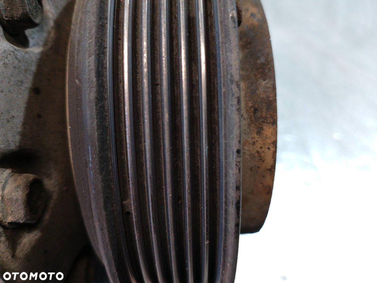 POMPA, SPRĘŻARKA KLIMATYZACJI OPEL VECTRA C 13140505  PXV16  R134A 2.2 DTL - 7