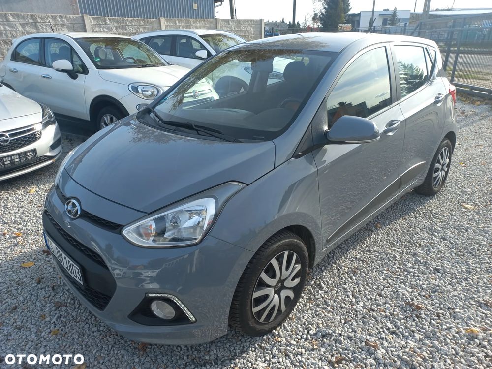 Hyundai i10 1.0 Fifa World Cup Edition - 7