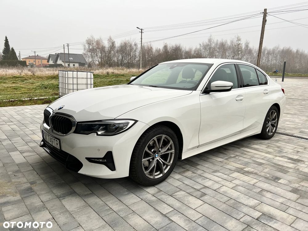 BMW Seria 3 318i Sport Line - 1
