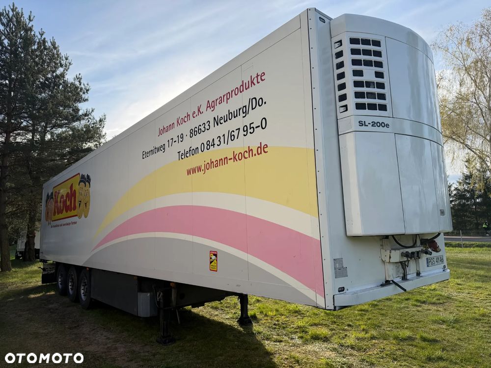 Schmitz Cargobull SKO - 1