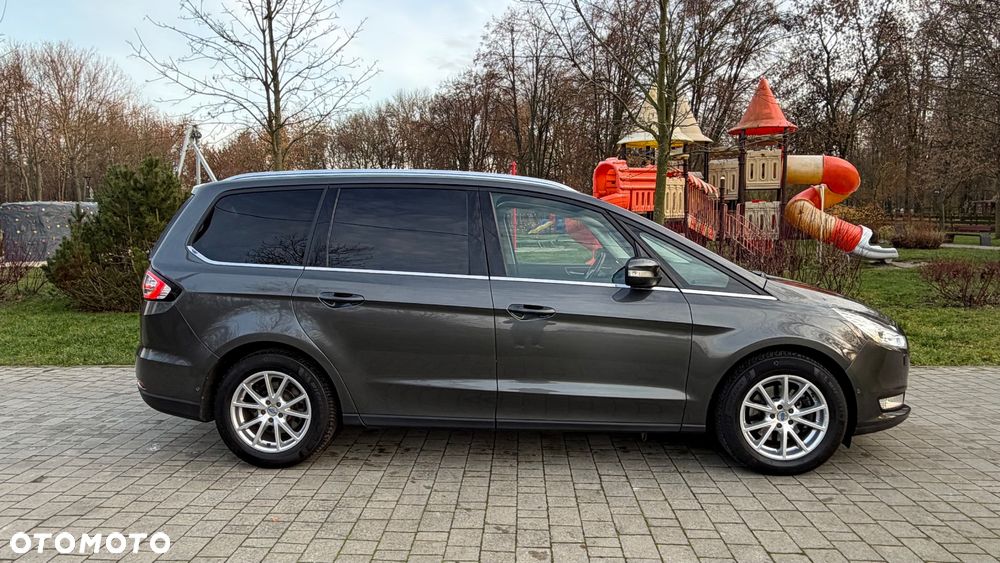 Ford Galaxy 2.0 EcoBlue Twin-Turbo Titanium - 9