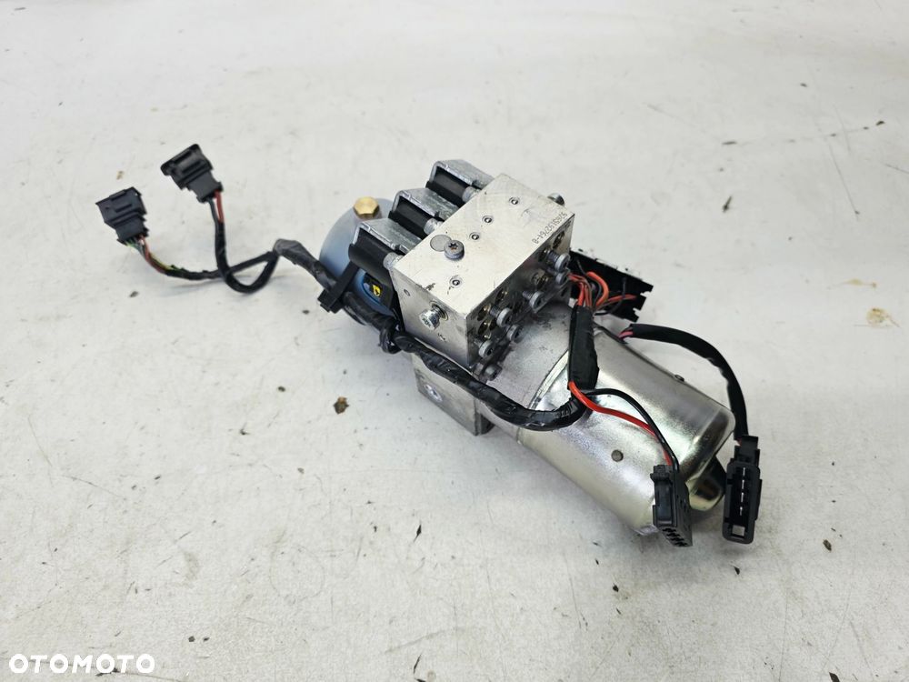 POMPA POMPKA DACHU AUDI A5 8F 8T CABRIO 8F0871791 - 5