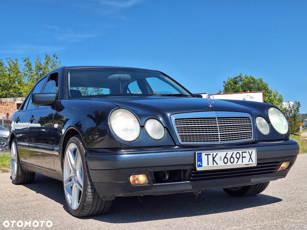 Mercedes-Benz Klasa E - 3