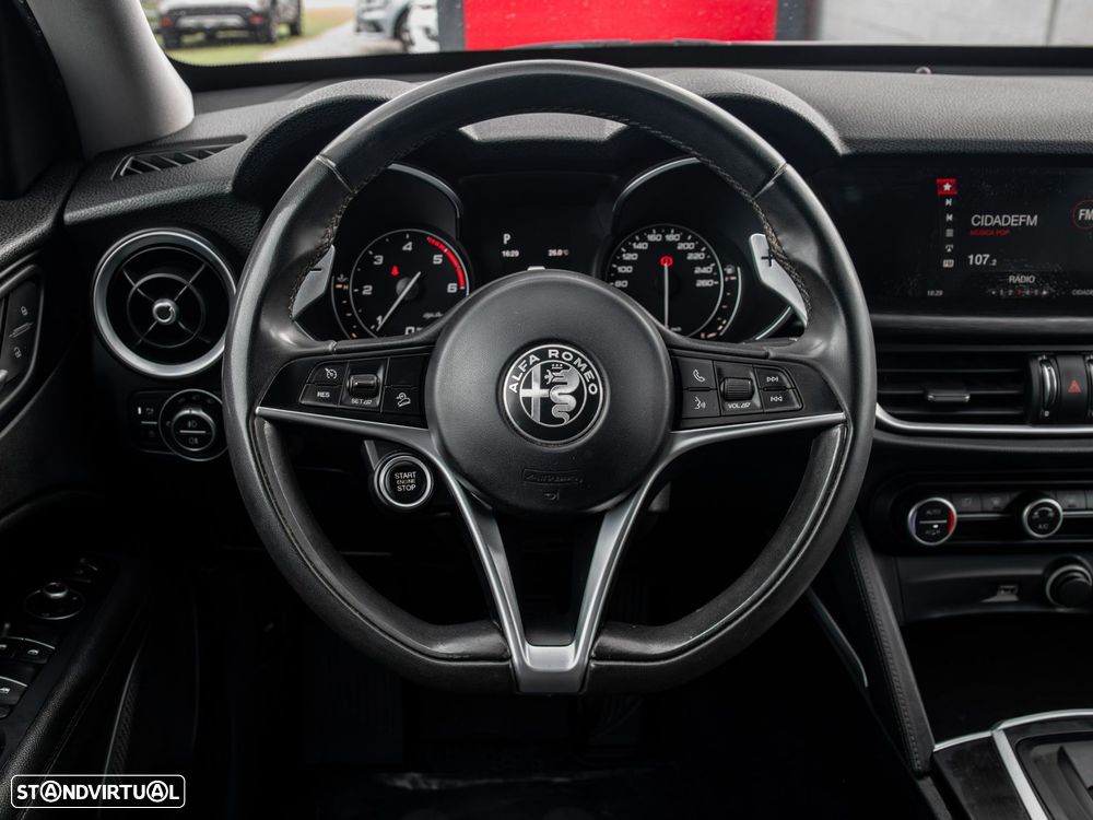 Alfa Romeo Stelvio 2.2 D Super AT8 - 21