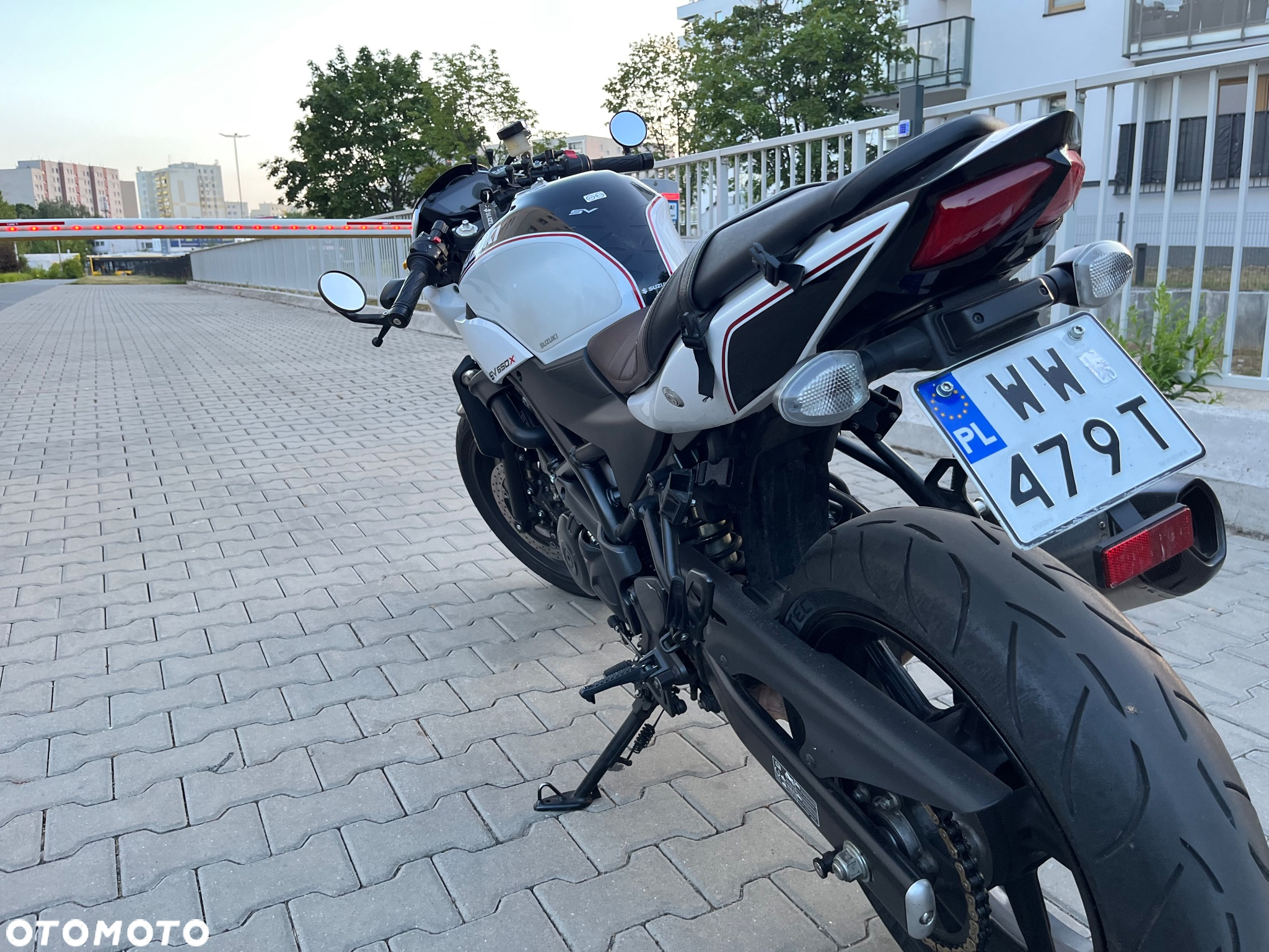 Suzuki SV - 8
