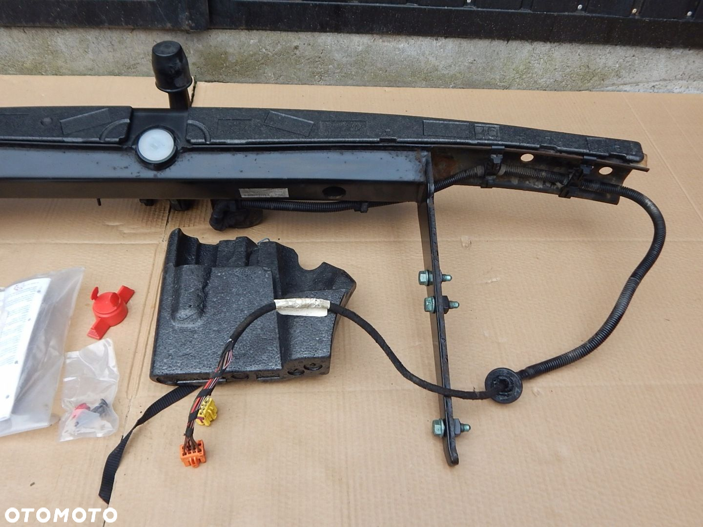 VW T5 hak holowniczy WESTFALIA 7H0803881A - 7