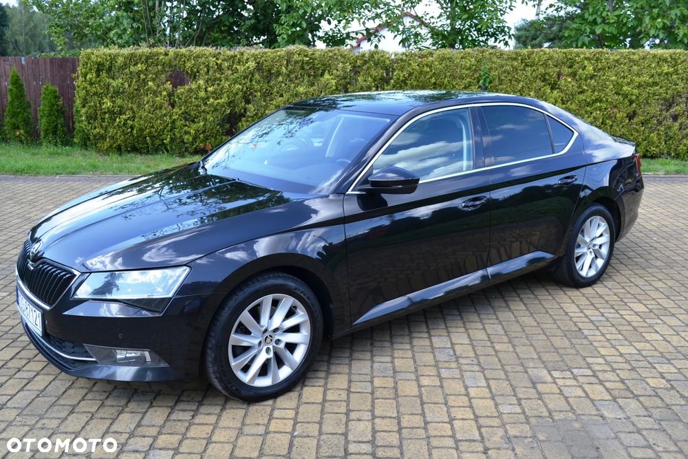 Skoda Superb 2.0 TDI DSG Style - 6