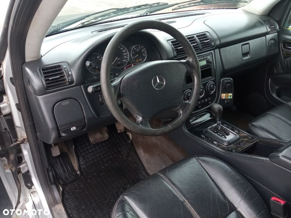 Mercedes-Benz ML - 8