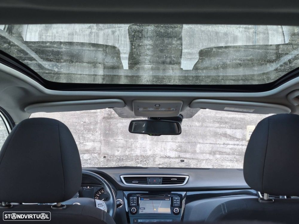 Nissan Qashqai 1.5 dCi N-Connecta - 4