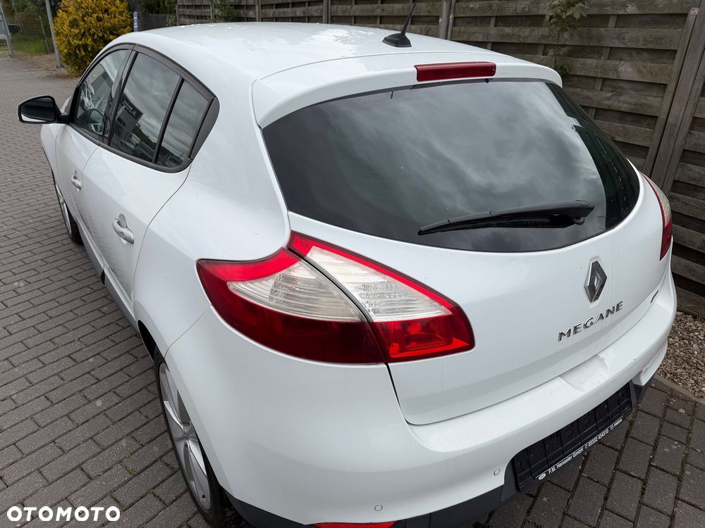 Renault Megane 1.6 16V 110 Night and Day - 4
