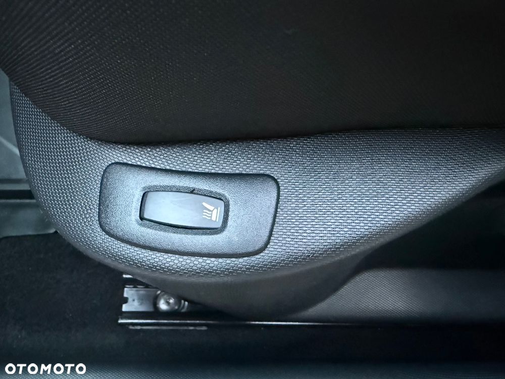 Renault Clio (Energy) TCe 90 Start & Stop LIMITED - 25