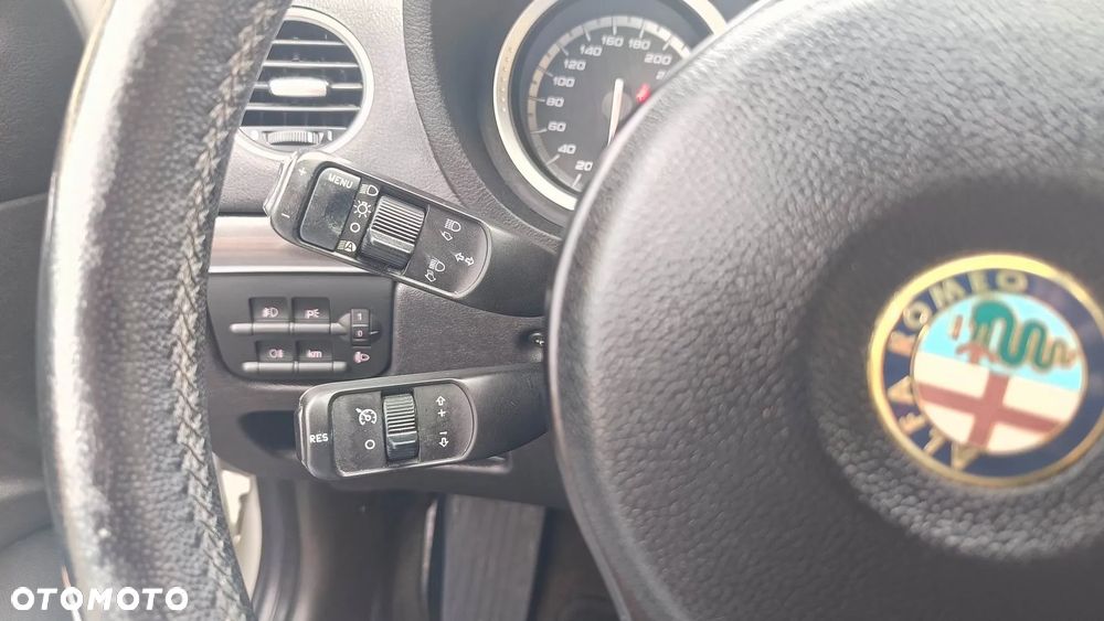 Alfa Romeo 159 2.0JTDM Sport - 35