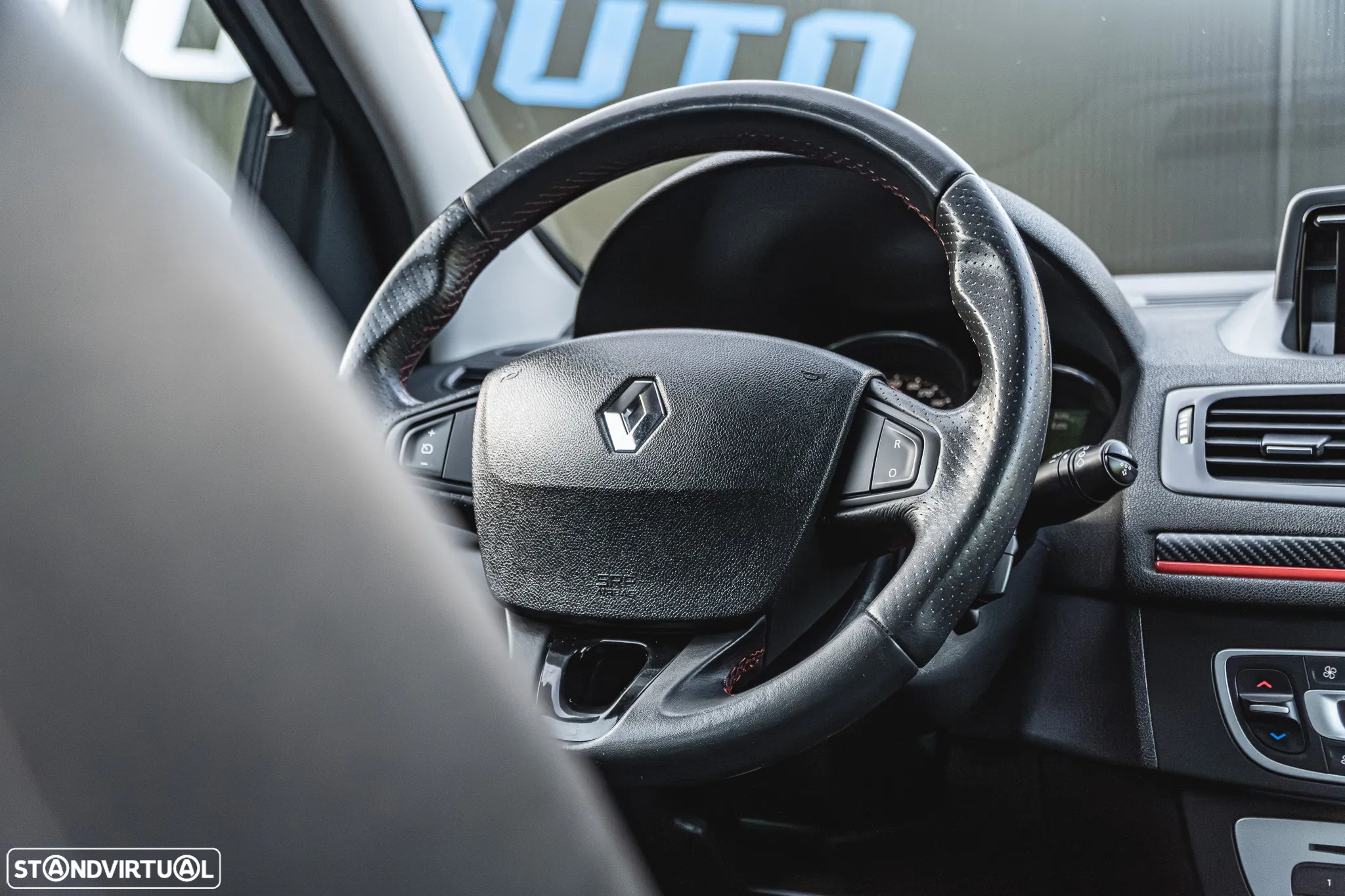Renault Mégane Sport Tourer - 14