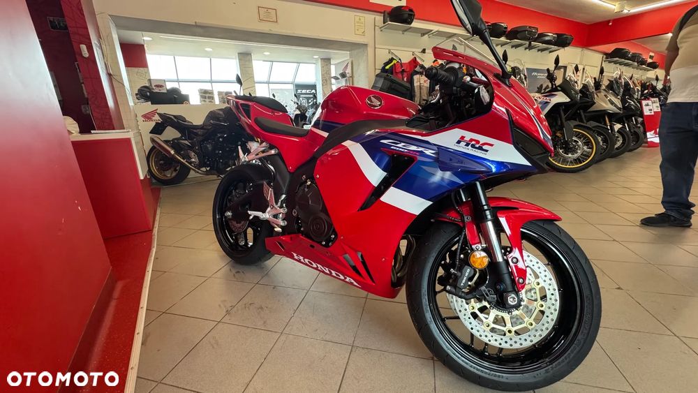 Honda CBR - 3