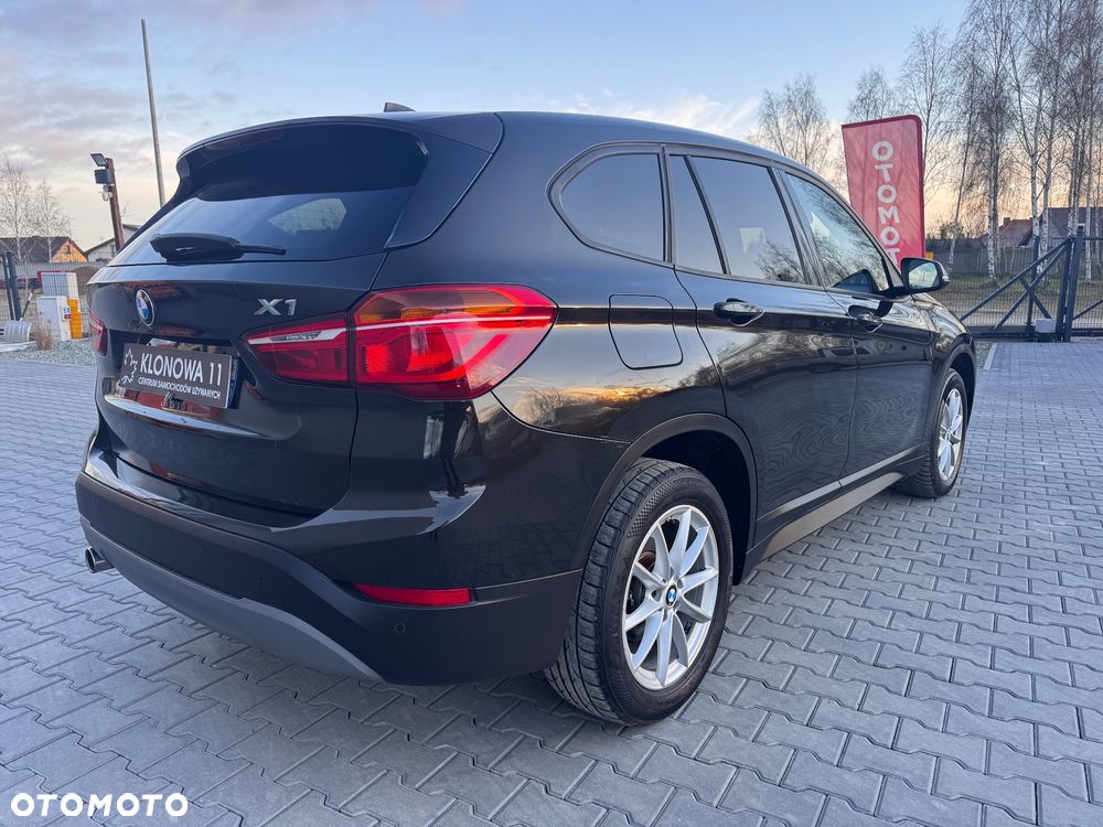 BMW X1 sDrive18i GPF Sport Line - 10
