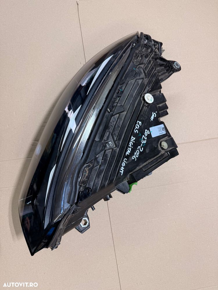 Far dreapta MERCEDES EQS an 2023-2026 cod A2969062602 cu Digital Light - 3