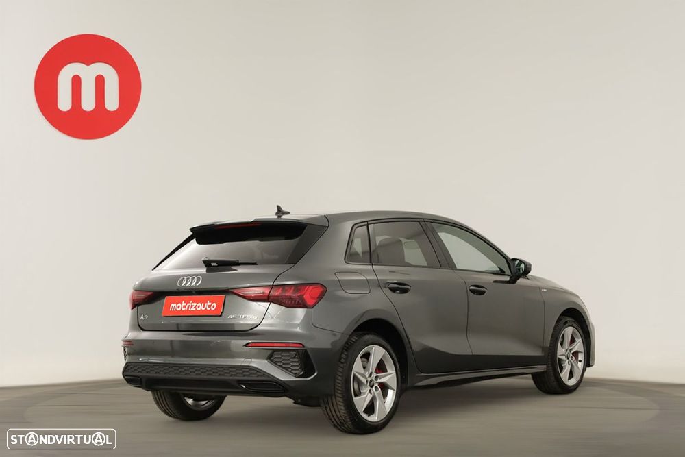 Audi A3 Sportback 45 TFSIe S line - 4