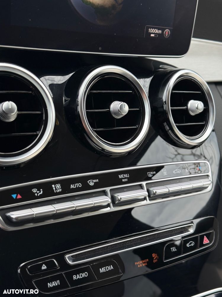 Mercedes-Benz C 250 d 4Matic 9G-TRONIC - 11