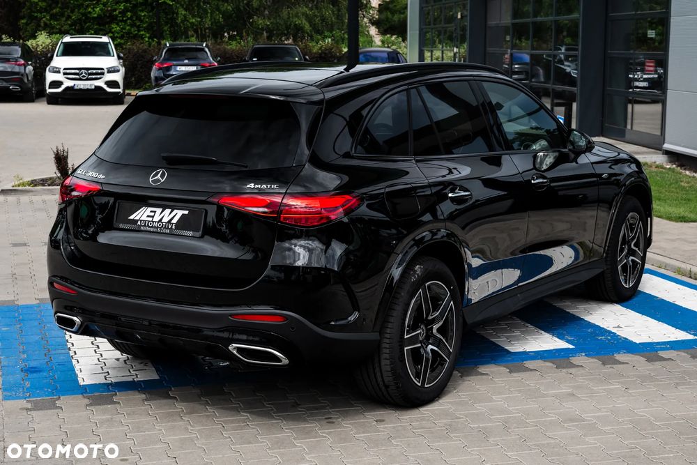 Mercedes-Benz GLC 300 de 4-Matic AMG Line - 5