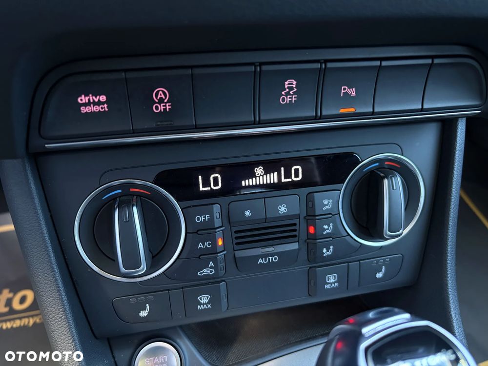 Audi Q3 1.4 TFSI Edycja Specjalna S tronic - 32