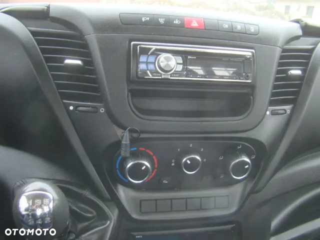 Iveco DAILY 50 C 18 3.0TDI 180KM - 23