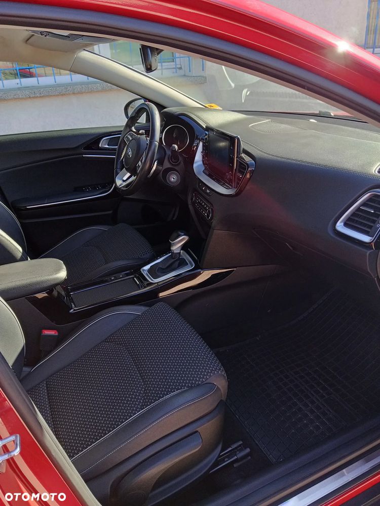 Kia XCeed 1.5 T-GDI M DCT - 6