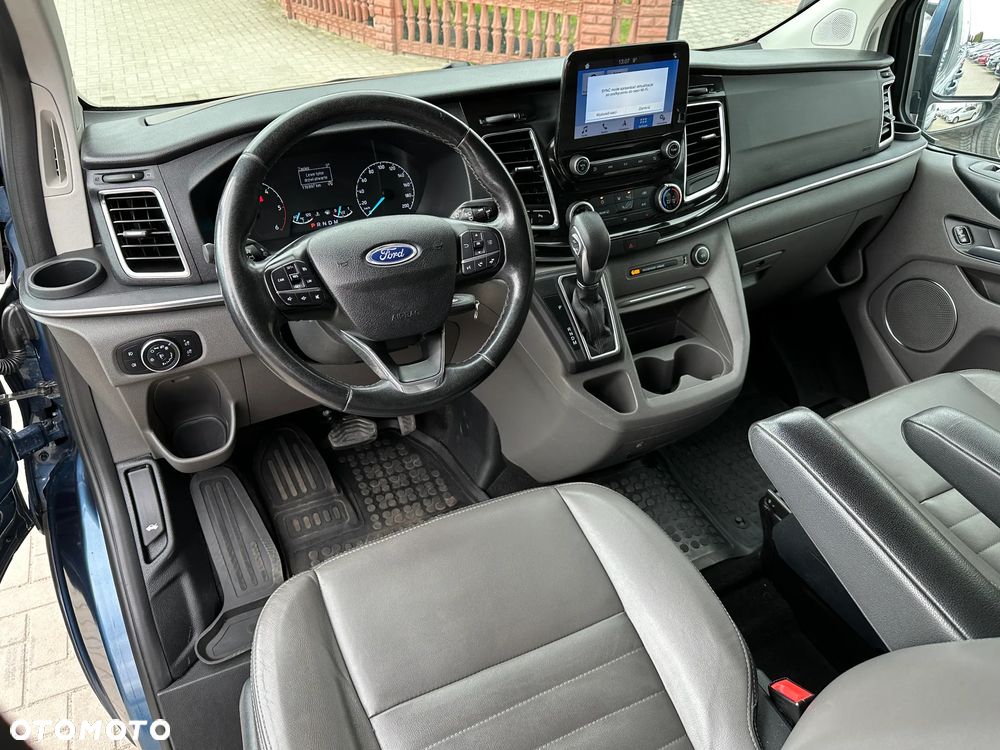 Ford Tourneo Custom - 7