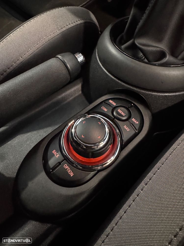 MINI 5 Portas One JCW - 29