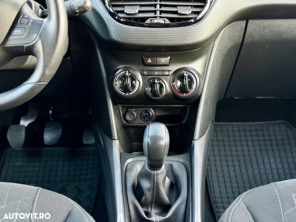 Peugeot 2008 PureTech 82 Style - 17