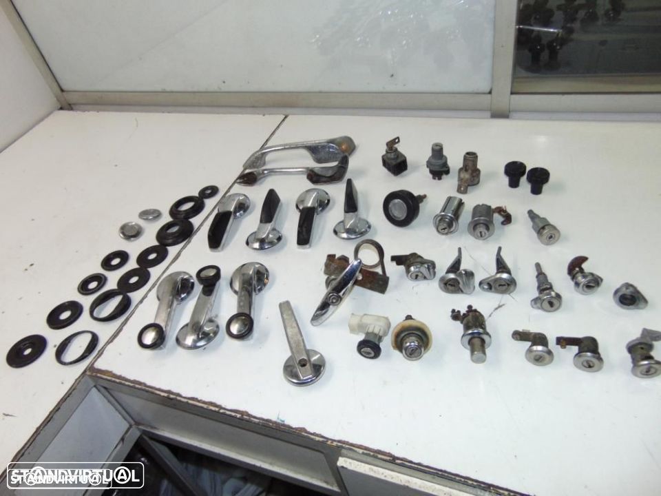 Antigos manípulos abertura porta - 1