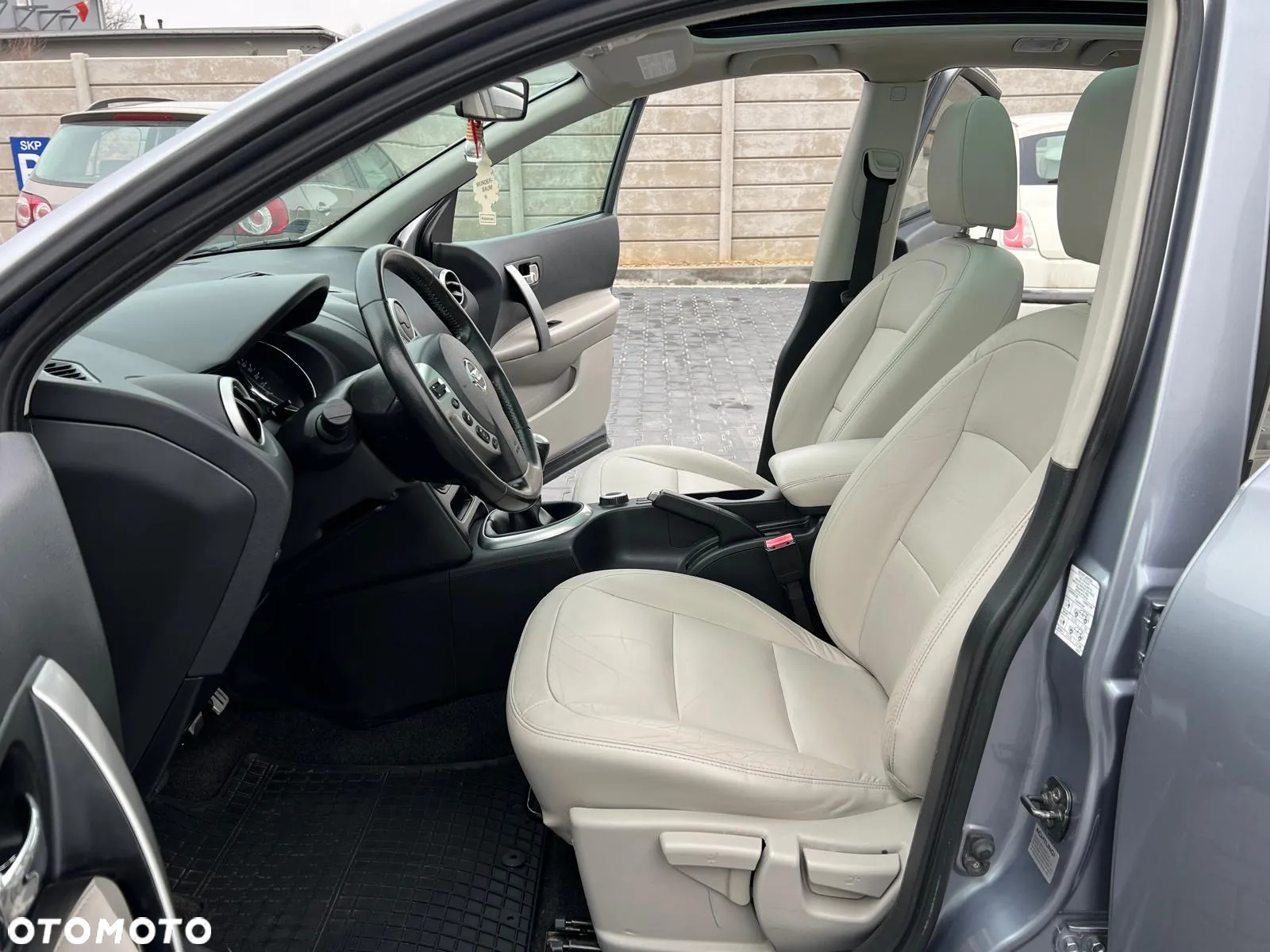 Nissan Qashqai 2.0 dCi 4 x 4 DPF tekna - 8
