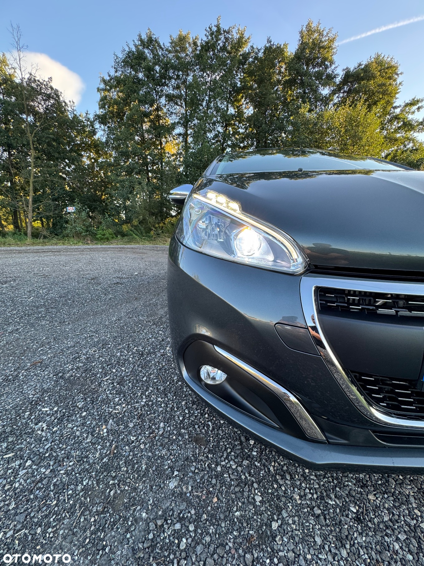 Peugeot 208 1.2 PureTech Allure S&S - 9
