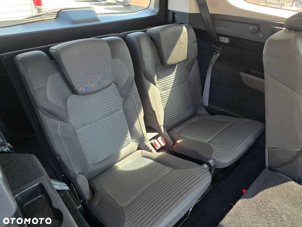 Renault Grand Scenic - 15